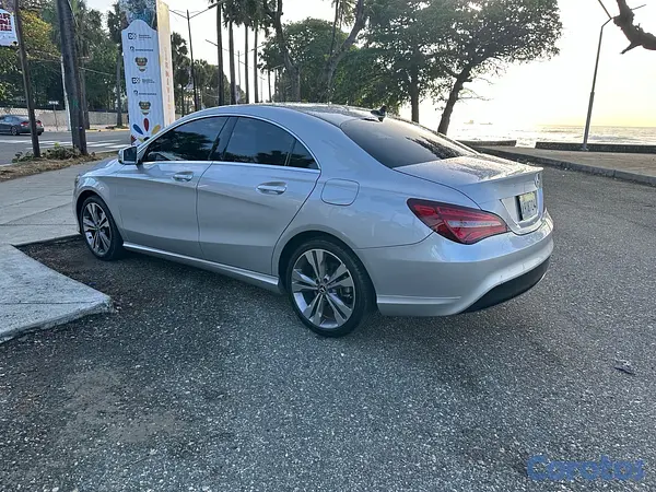 carros - Mercedes Benz CLA 180 2019 3