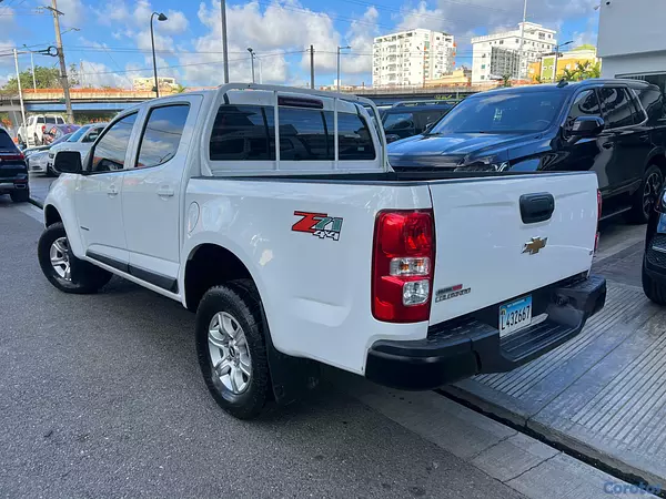 jeepetas y camionetas - CHEVROLET COLORADO LT DURAMAX 2020 5