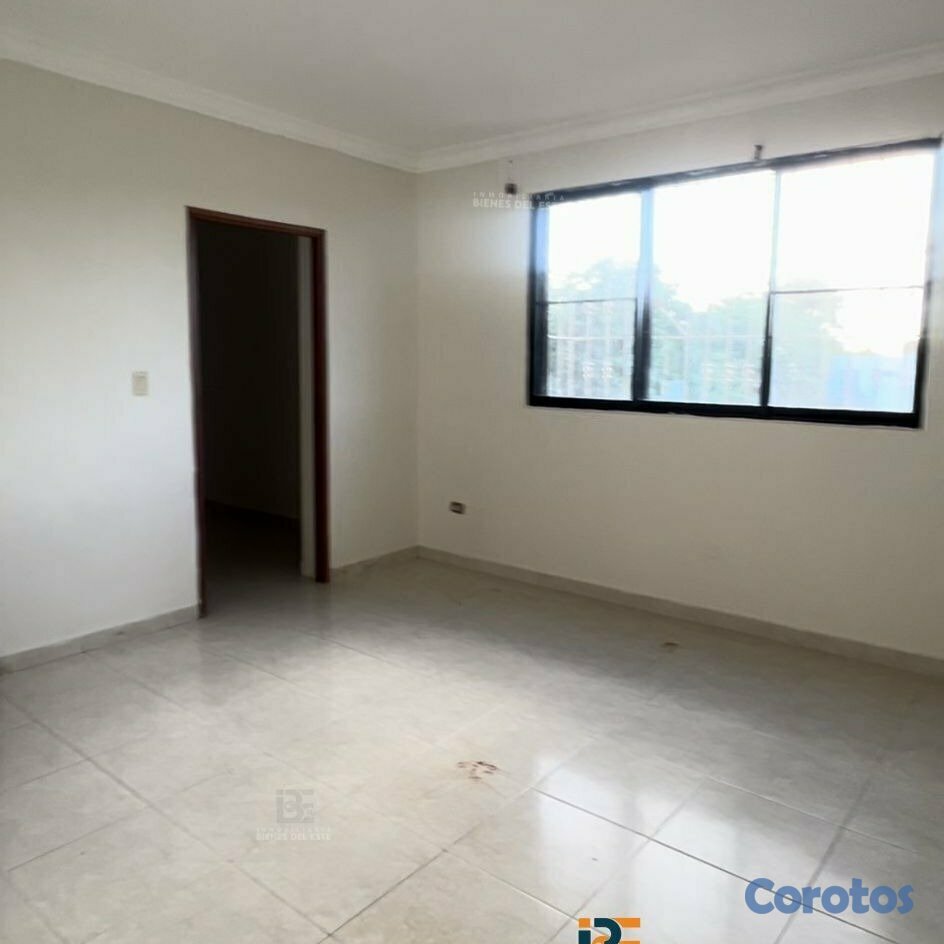 apartamentos - SE VENDE Amplio Apartamento CON ASCENSOR, PISCINA, 7