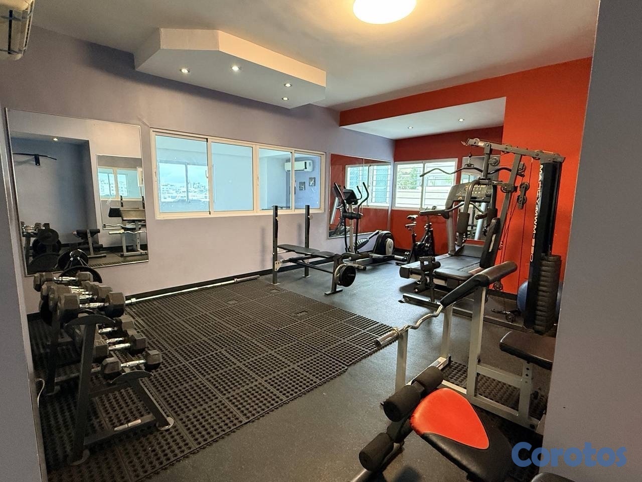 apartamentos - vendo Evaristo Morales dos habitaciones 2.5 baños dos parqueos bacon servicio  3