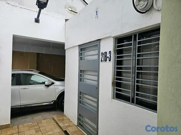 casas - Venta de casa en residencial Doña Carmen, Santo Domingo DN. 11
