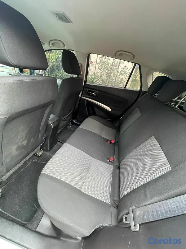 jeepetas y camionetas - Suzuki S-Cross 2016 de oportunidad 3