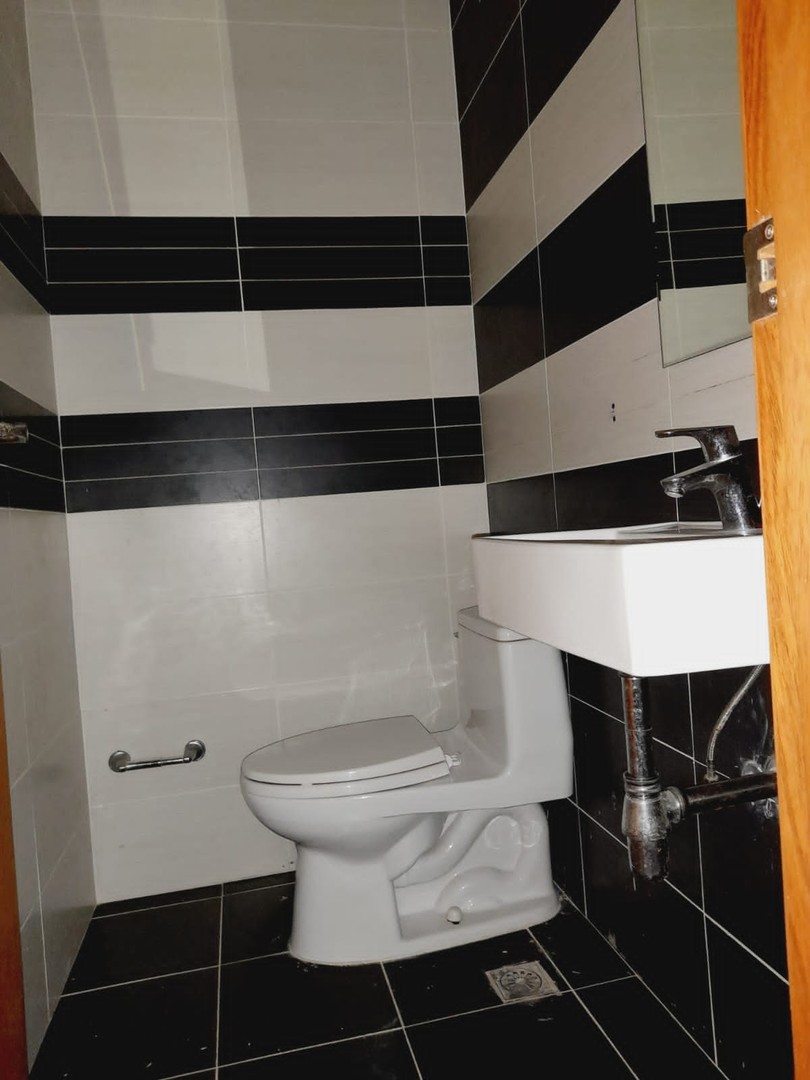 apartamentos - Vendo Apartamento♦️

📍Evaristo Morales
Proximo a la Churchill
187.29 Mts 1