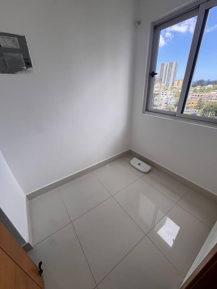 apartamentos - Alquilo apartamento Ubicado en Bella Vista  8