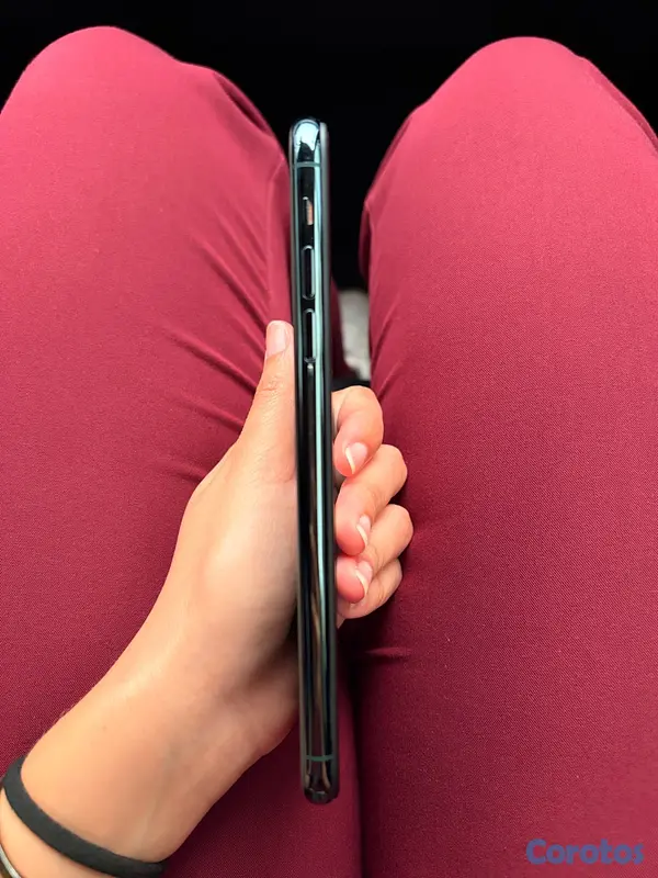 celulares y tabletas - iPhone 11 Pro Max 64gb, buenas condiciones  3