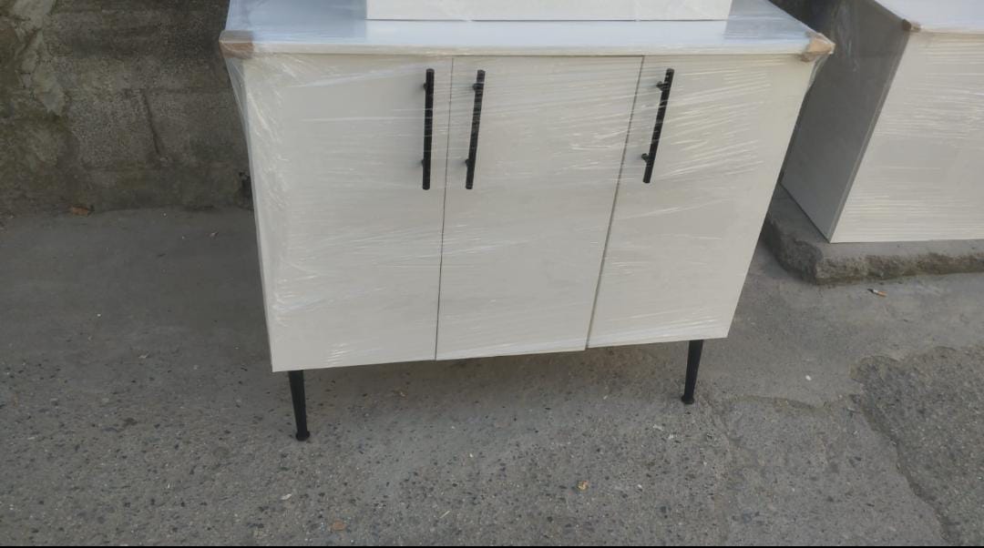 muebles y colchones - Credencia blanca 
