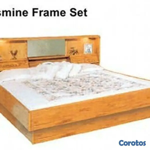 muebles y colchones - Cama de colchone agua tamano "KING"  La joya modelo roble Maderera en Roble 2