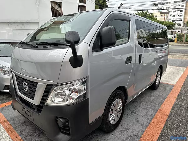 jeepetas y camionetas - Nissan NV350 2019 3