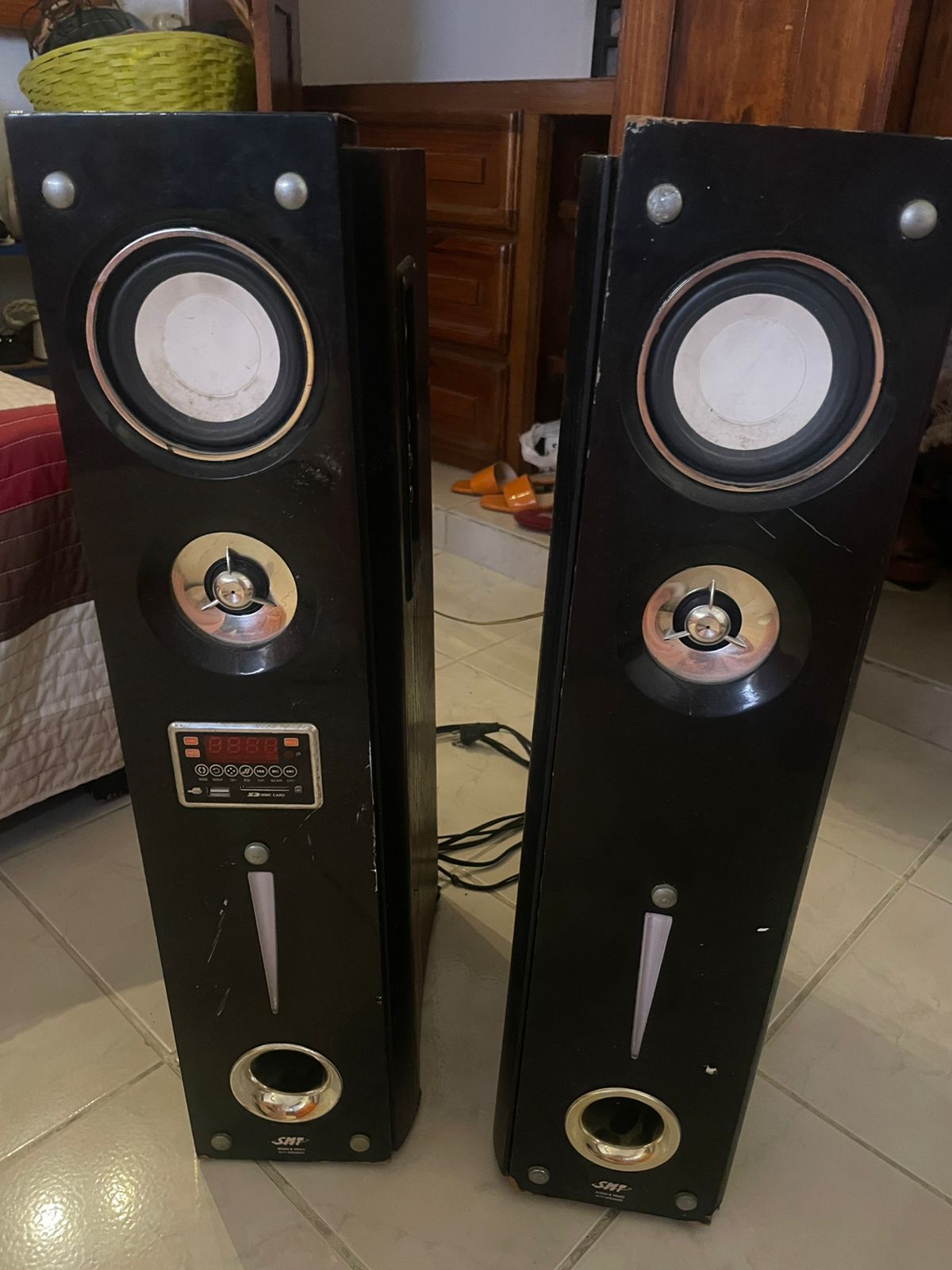 camaras y audio - Altavoces SMT DS860-USB y Conexión Bluetooth
