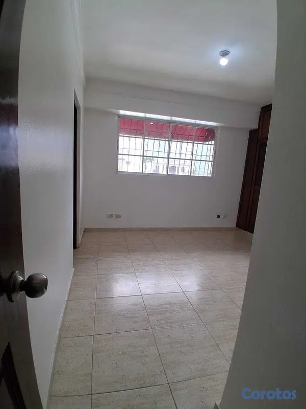 apartamentos -  Vendo Apartamento Ensanche Ozama  RD$ 8,000,000  10