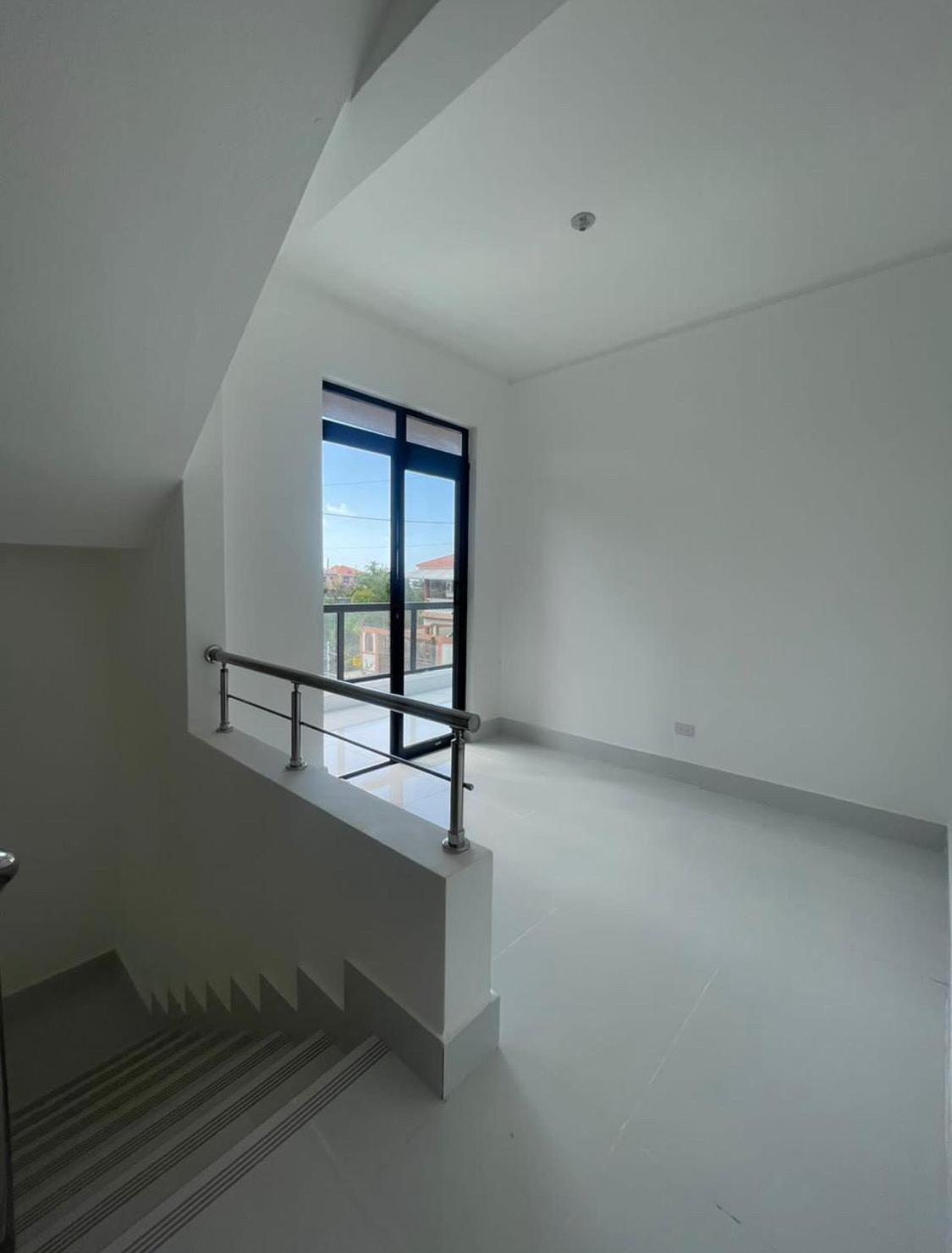 casas - Casa de 2 niveles en prado oriental Sto Dgo este Av ecológica  4