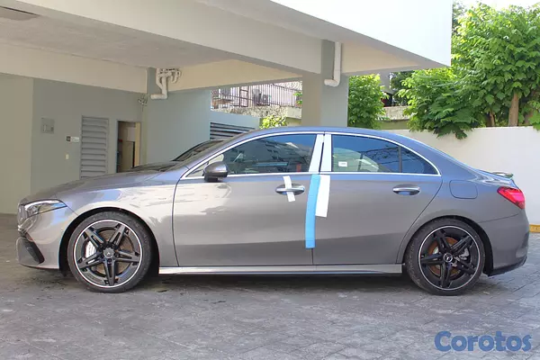 carros - Mercedes-Benz Clase A 35 AMG 2026 8