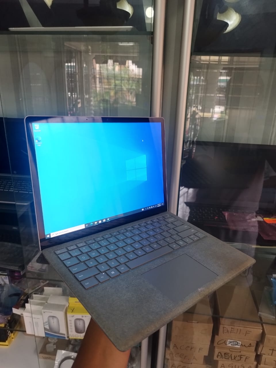 computadoras y laptops - Microsoft surface laptop 4