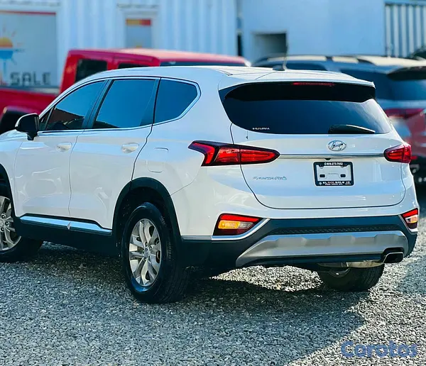 jeepetas y camionetas - Hyundai Santa Fe 13