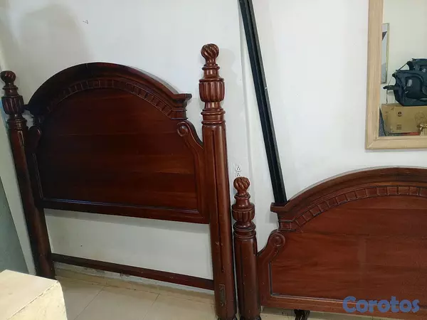 muebles y colchones - Vendo base cama caoba puro queen de 60  7