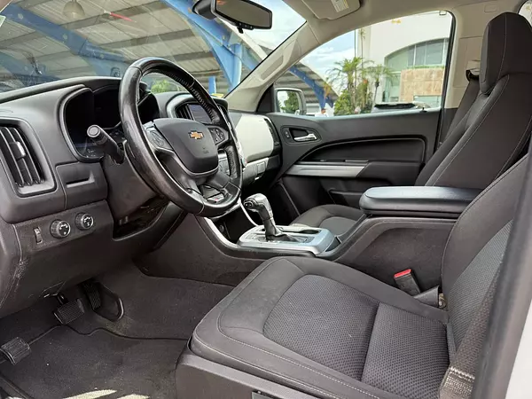 jeepetas y camionetas - chevolet colorado lt 2019 7