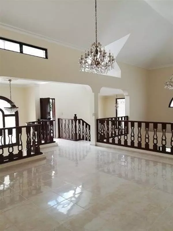 casas - CASA EN ALQUILER EN EL RES. EL DUCADO 10
