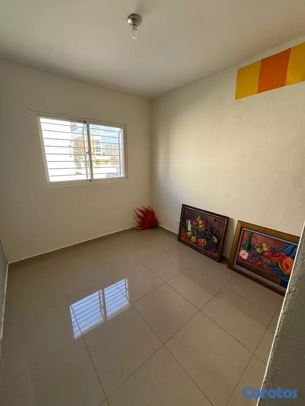 apartamentos - venta de apartamento 2do nivel con 2 parqueos en vista hermosa Santo Domingo  4