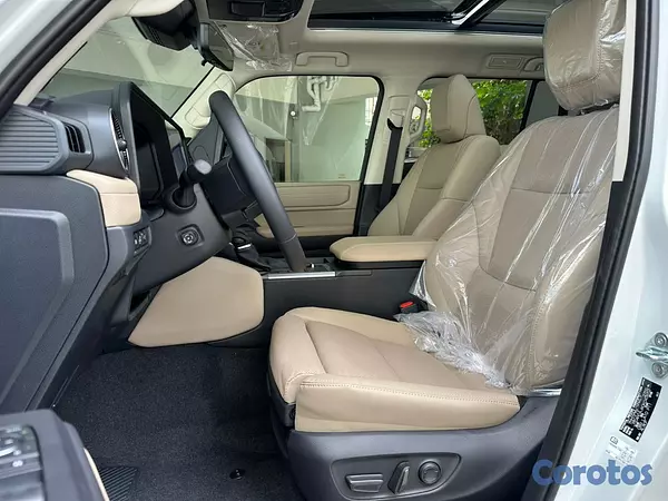 jeepetas y camionetas - Toyota Land Cruiser Prado LUXURY 1L 2026 6