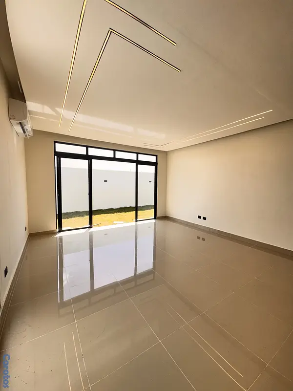 casas - venta de casa tipo Villa con opción a piscina santo Domingo este 6