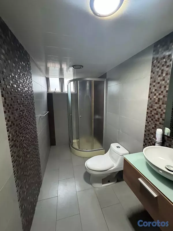 oficinas y locales comerciales - alquiló edificio la Esperilla dos niveles 4 parqueos 4 oficina dos baños 200 mtr 14