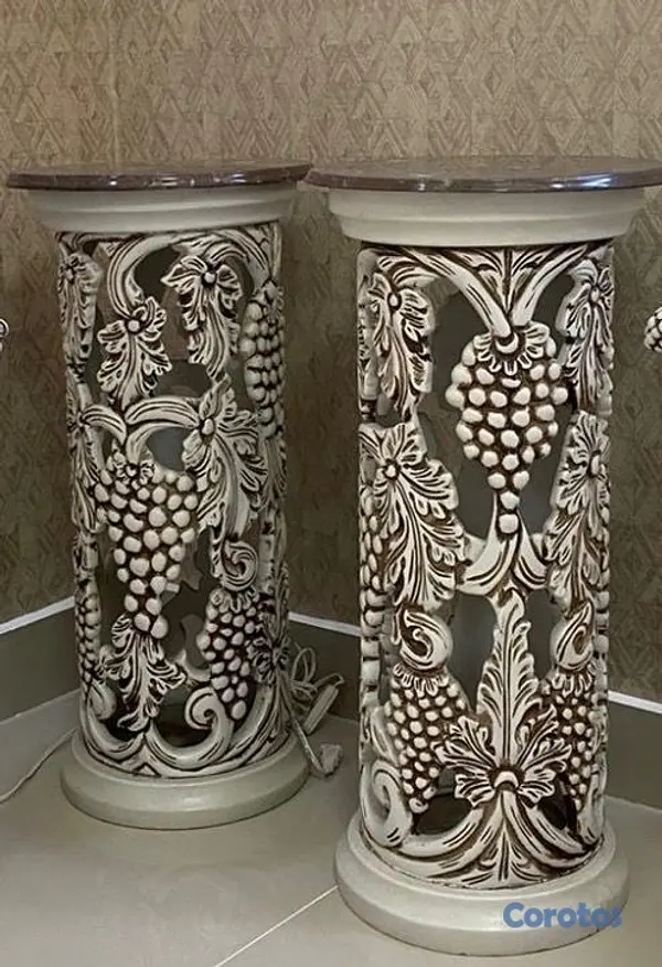 decoración y accesorios - Juego de Repisa Clásico con Pedestales en Mármol y Porcelana  4