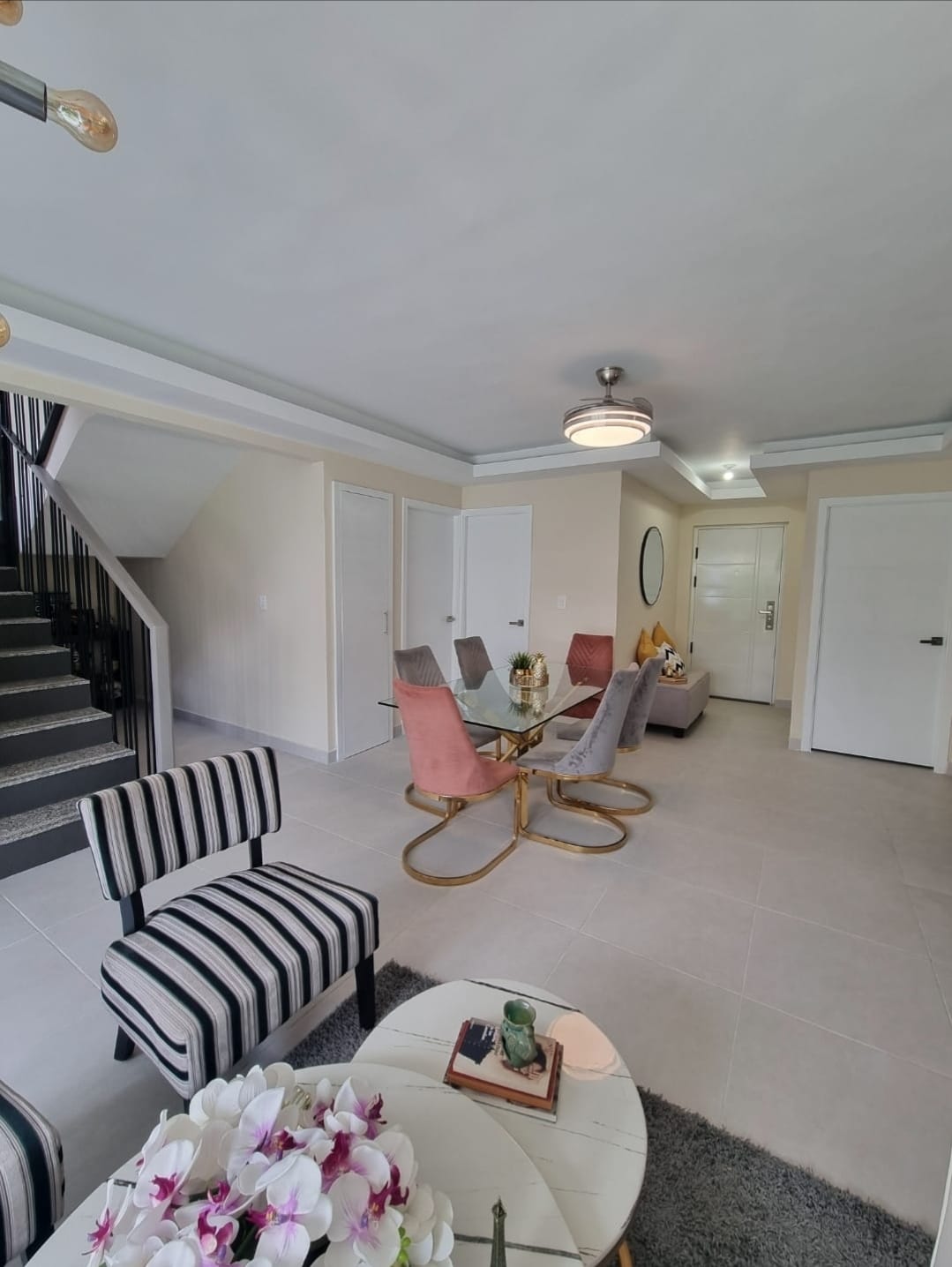 casas vacacionales y villas - Vendo Villa punta cana amueblada tres hab patio pr 0