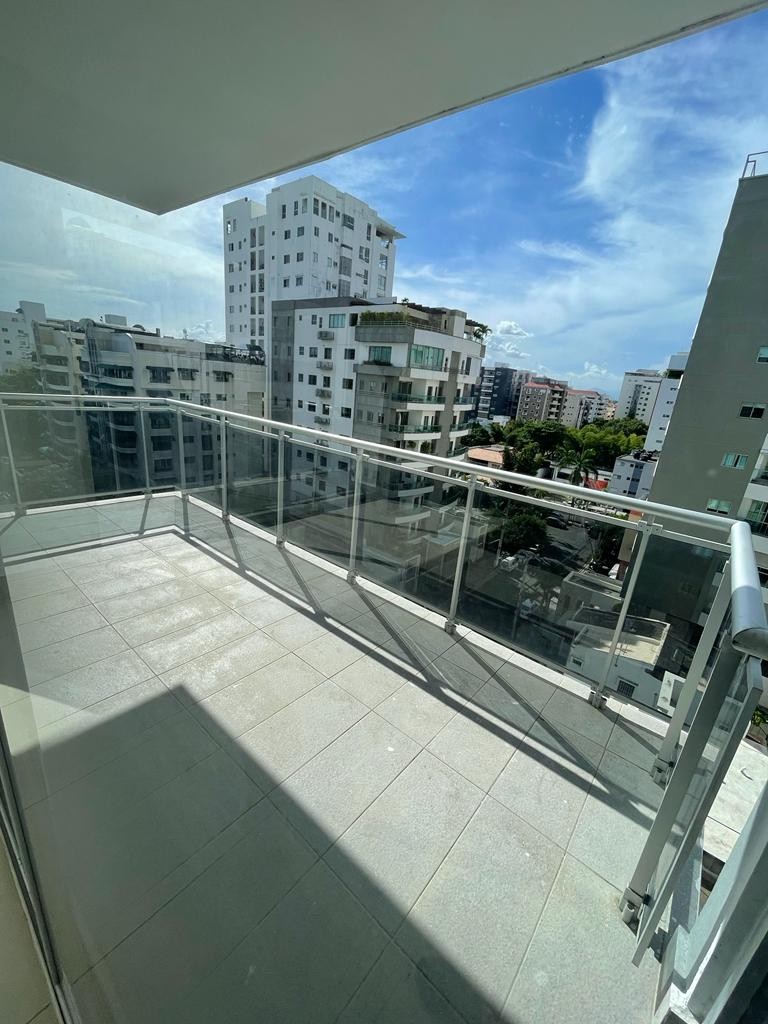 apartamentos - Se vende apartamento en Evaristo Morales 3