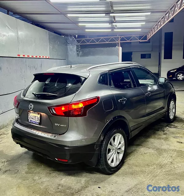 jeepetas y camionetas - Nissan Rogue SV Sport 2017 7