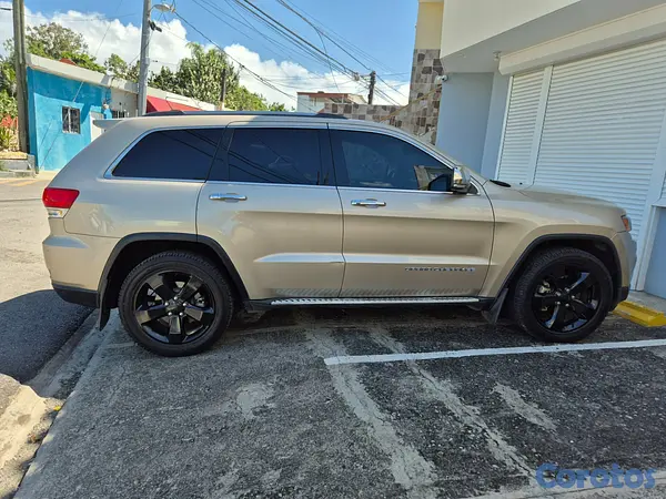 jeepetas y camionetas - Jeep Grand Cherokee Limited 2014  –  Una sola dueñ 4