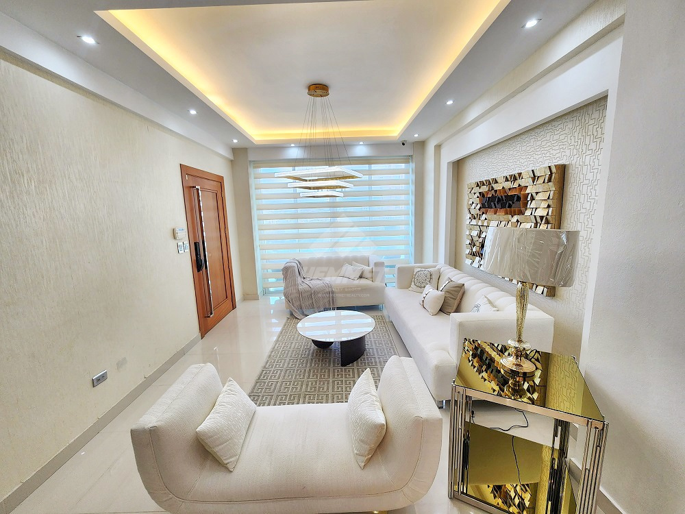 apartamentos - LUJOSO AMUEBLADO PROXIMO PLAZA INTERNACIONAL STGO. 1
