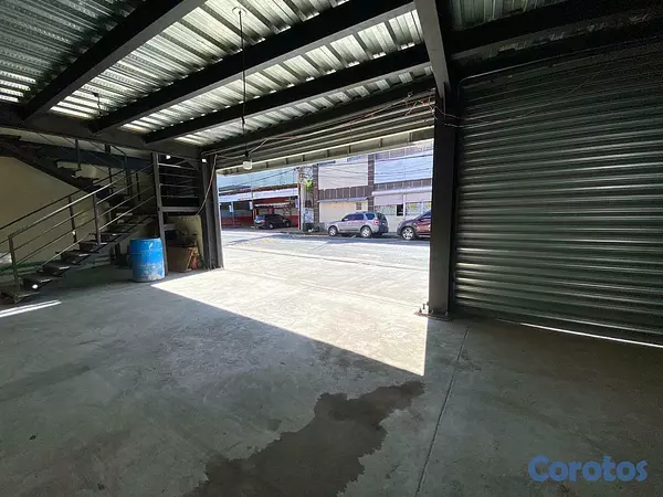 oficinas y locales comerciales - Alquiler Edificio Ubicado en el Ensanche la Fe, Sa 3