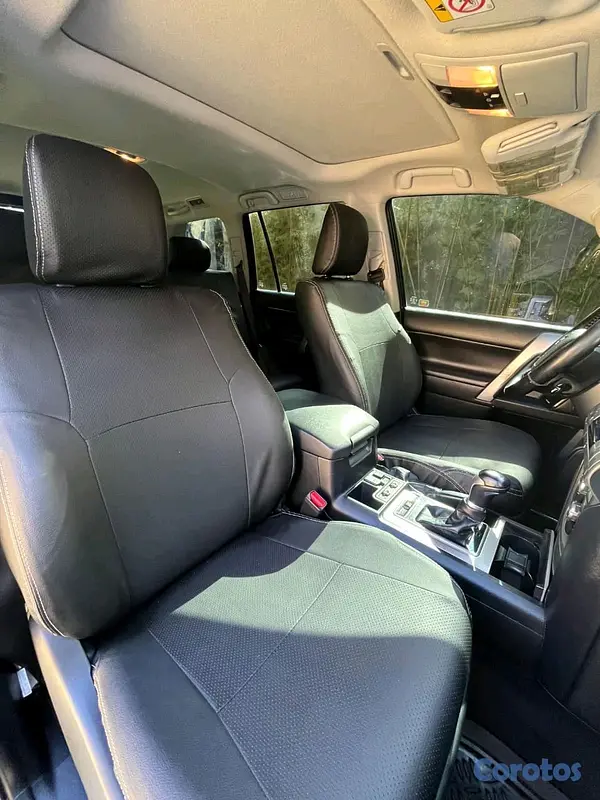 jeepetas y camionetas - Toyota land cruicer prado vxl 2018 8