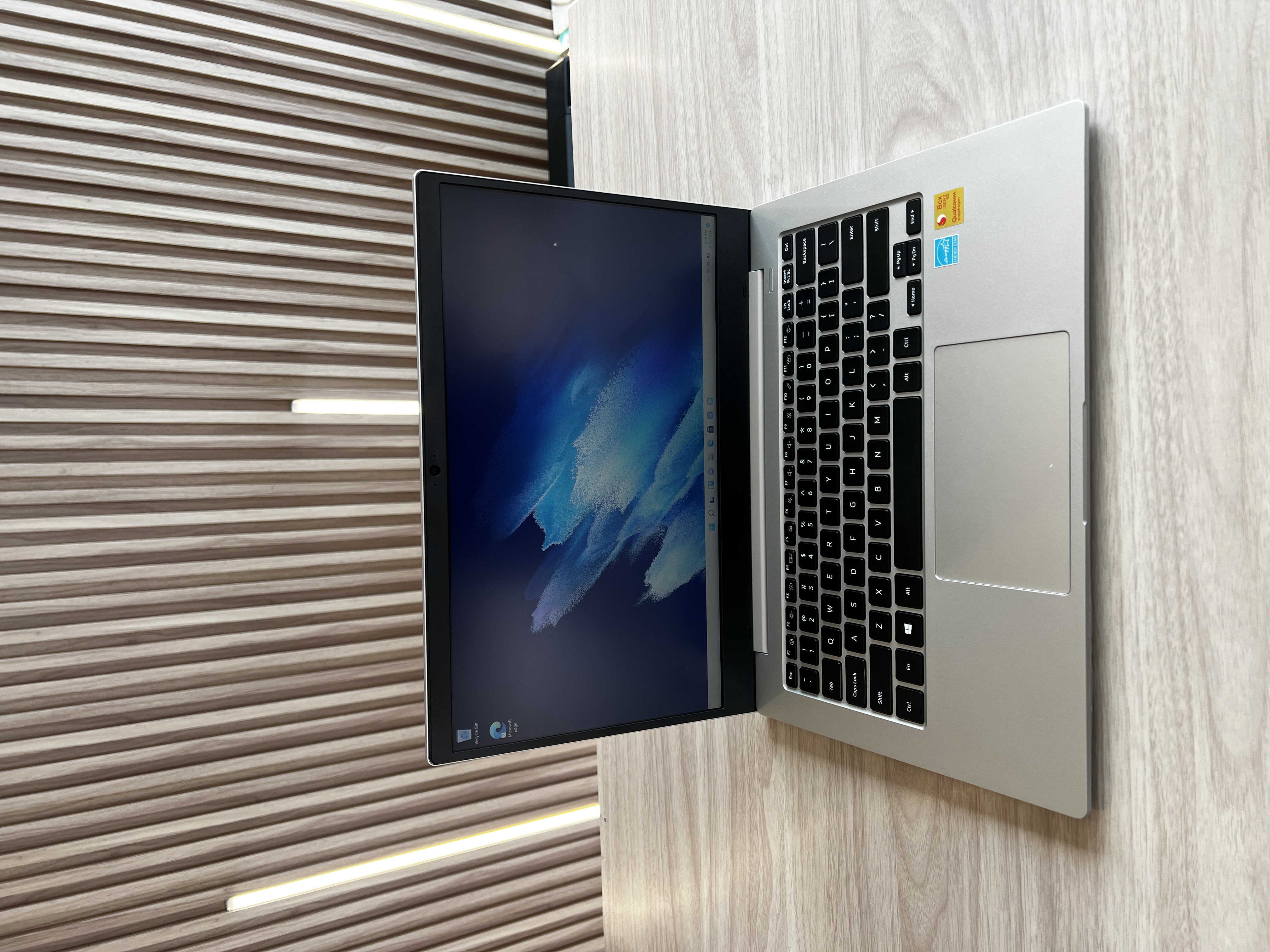 computadoras y laptops - BOOK GO 5G 14" SILVER Q SP 8RAM/128 SSD 0