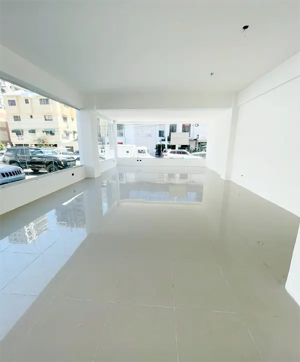 oficinas y locales comerciales - Local en Piantini primer nivel  2