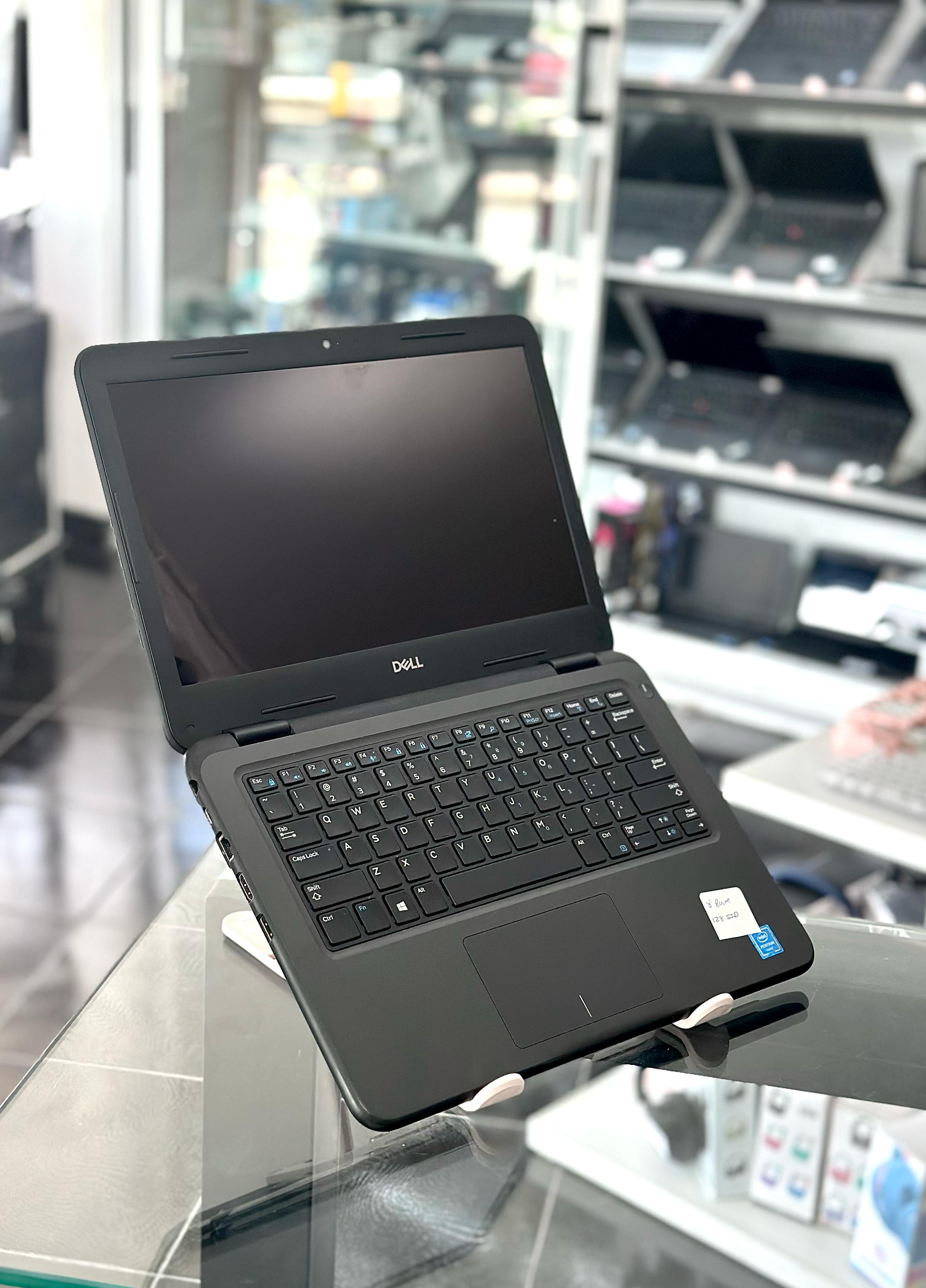 computadoras y laptops - Laptop Dell Touch 8RAM 128GB SSD 0