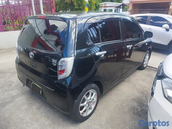 carros - 2017 Toyota Pixis  8