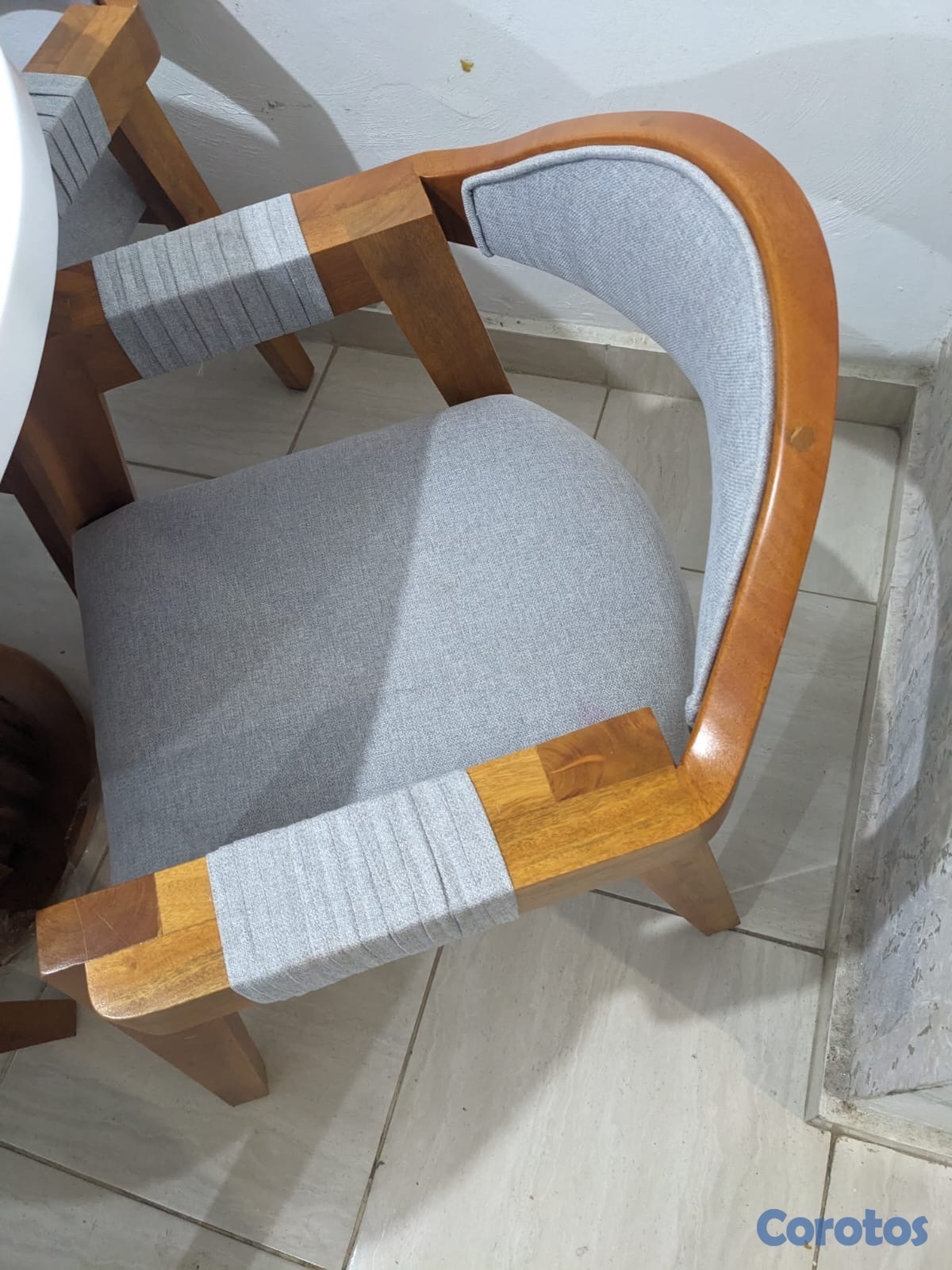 muebles y colchones - Mesa de sala cuatro sillas 4