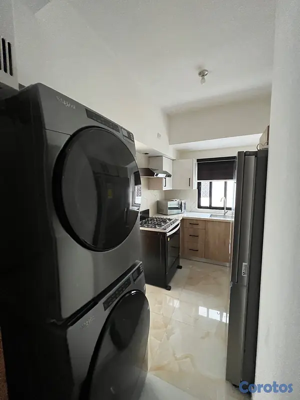apartamentos - Apartamento con línea blanca en Naco  2
