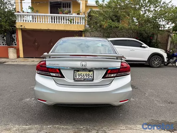 carros - Honda Civic LX año 2015 5