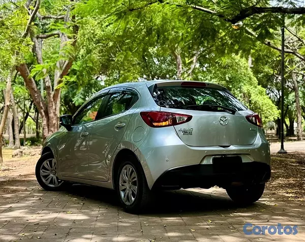 carros - ramgautoimport Mazda Demio SkyActive año 2020 6