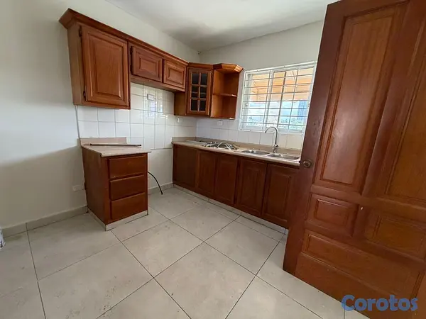 apartamentos - alquiló independencia KLM 9 pis 4 tres habitaciones 2.5 baños dos parqueos  7