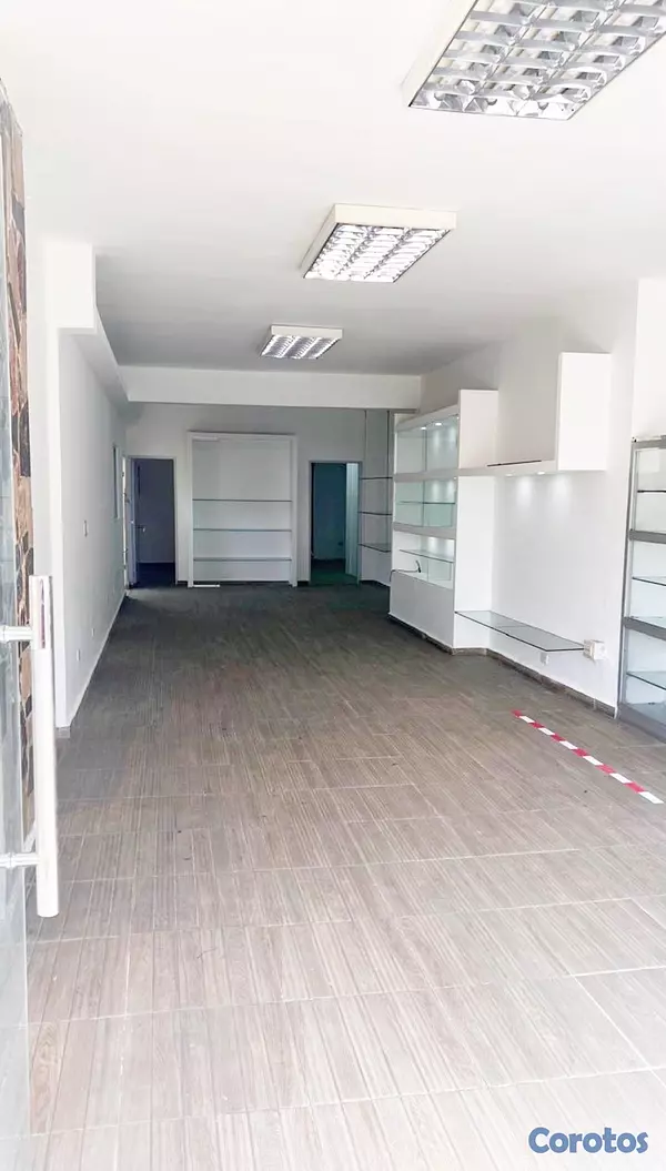 oficinas y locales comerciales - hermoso local de oportunidad  2