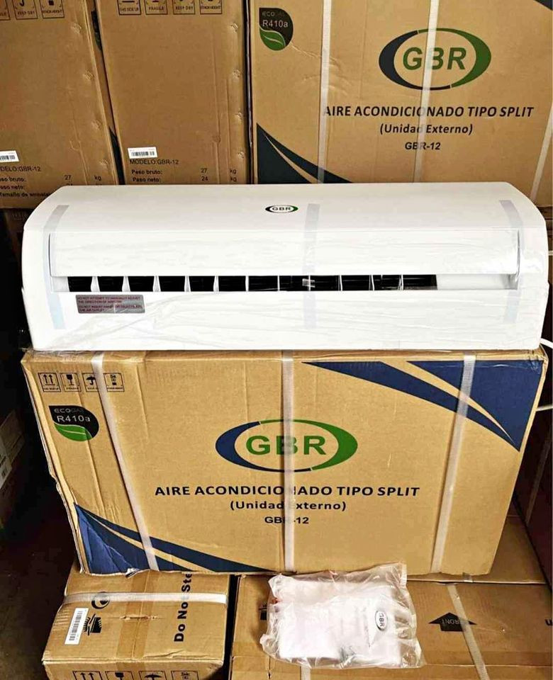aires acondicionados y abanicos - GBR AIRE ACONDICIONADO DE 12 MIL BTU NUEVOS 