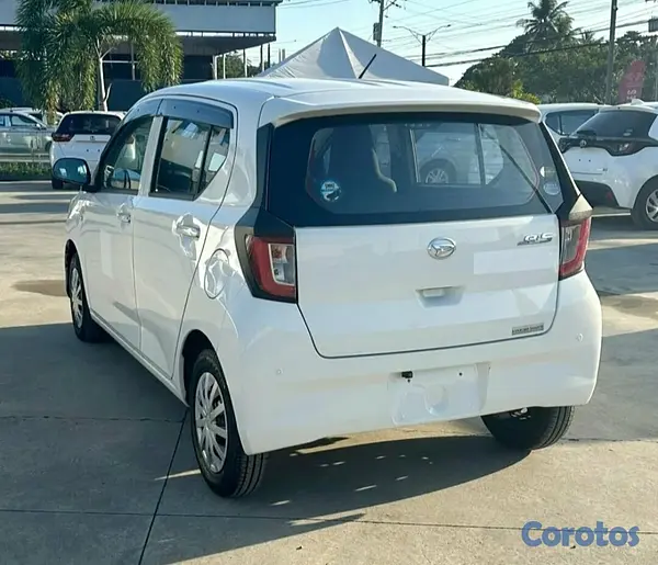 carros - 2020 Daihatsu Mira  3