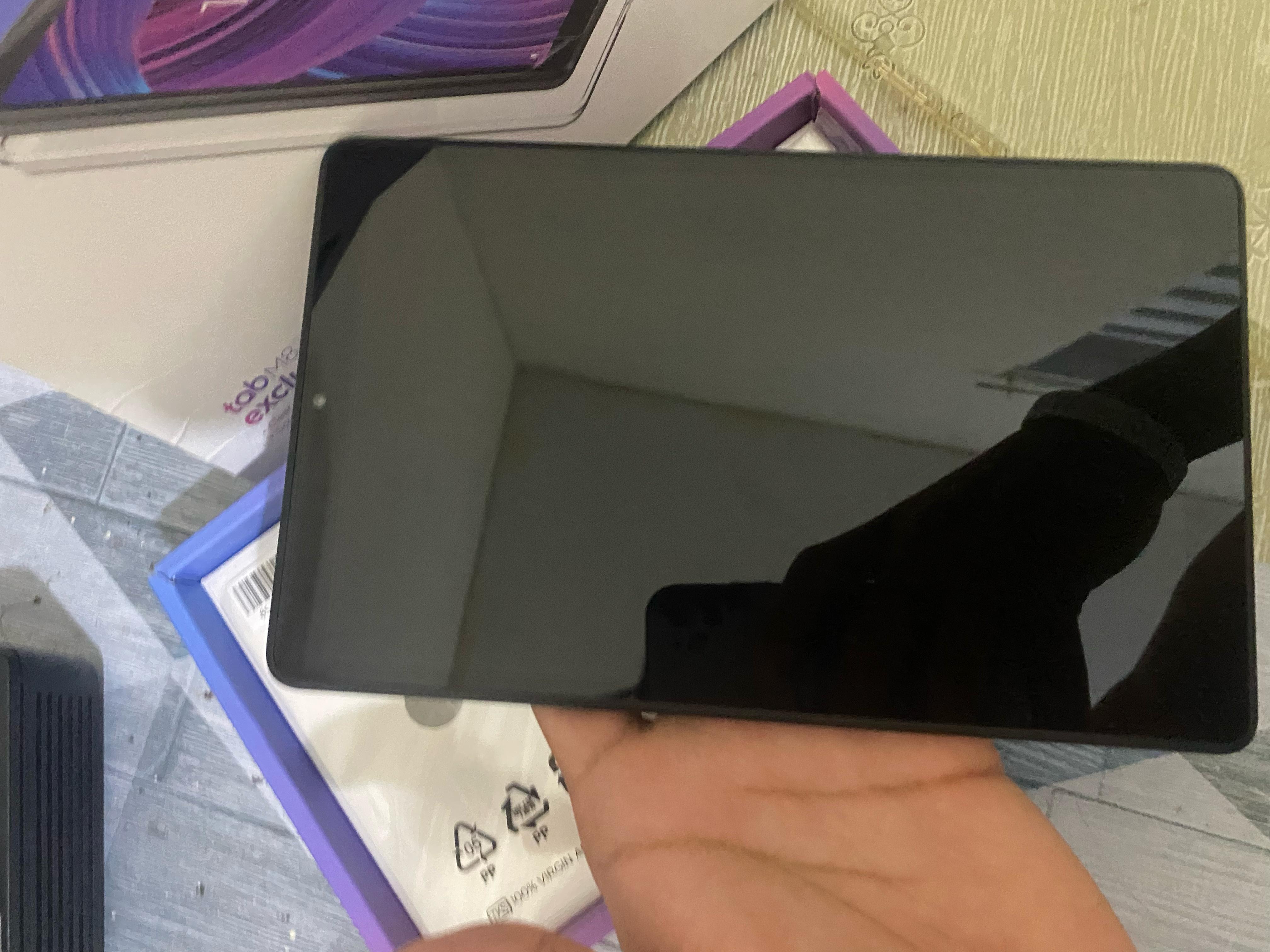 celulares y tabletas - SE VENDE TABLET LENOVO NUEVA - NEGOCIABLE 1