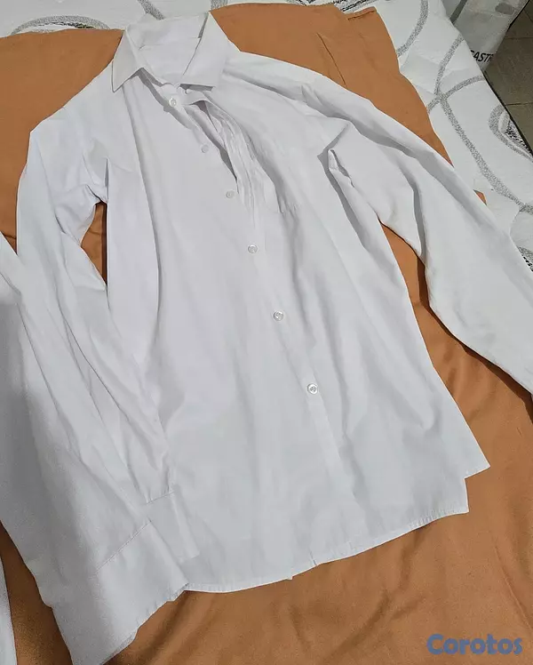 ropa para hombre - **En venta camisas =excelentes condiciones  size M 8