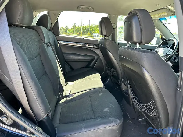 jeepetas y camionetas - KIA SORENTO LX  AÑO 2015  MOTOR 2.5 4 Cil. 3 FILAS 5