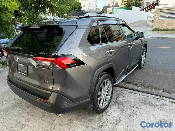 jeepetas y camionetas - toyota rav4 2021 2