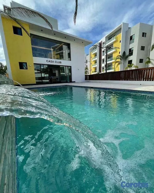 apartamentos - APARTAMENTO 2DO NIVEL EN TORRE CON PISCINA Y GYM. GURABO 6